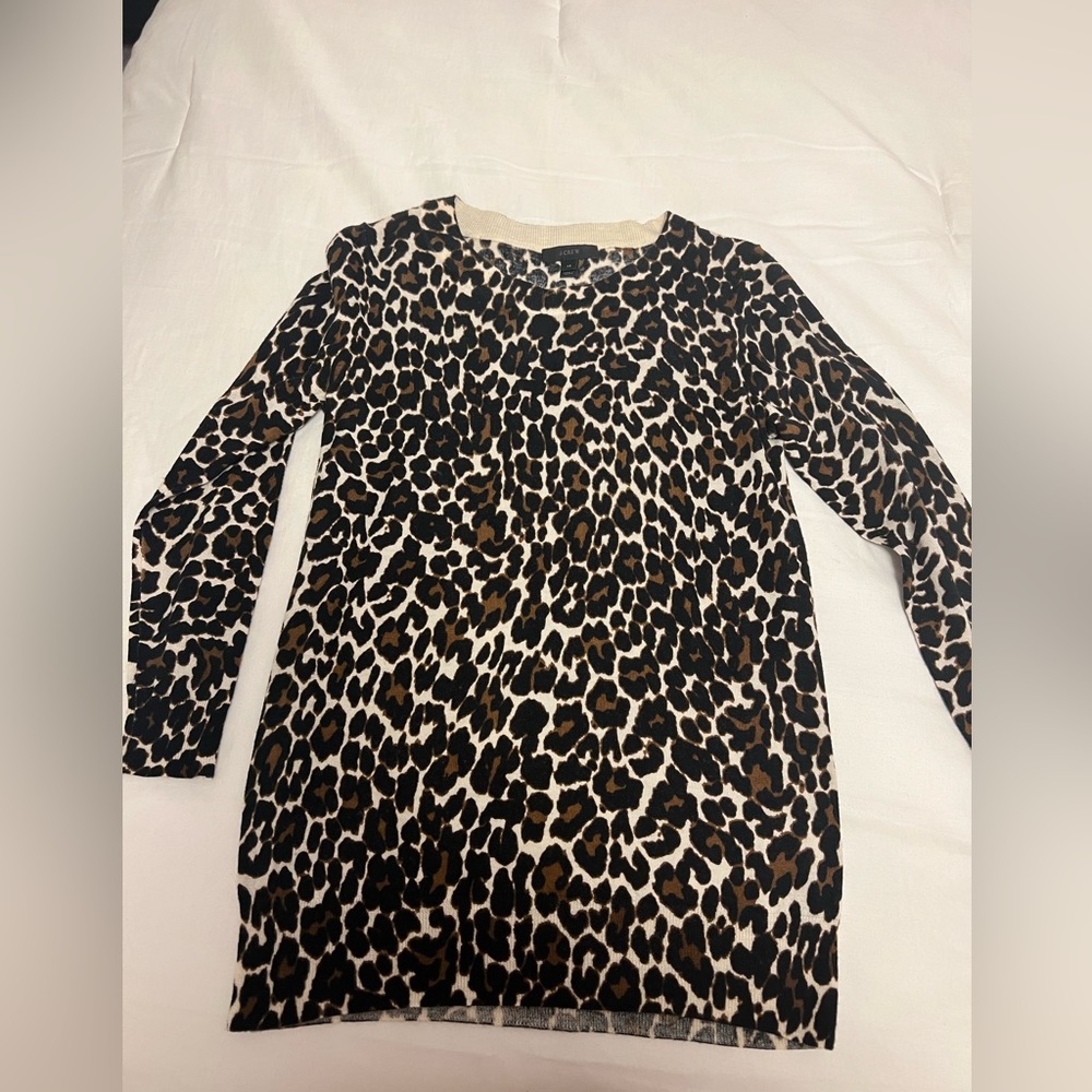J. Crew leopard print Tippi sweater XS like new super soft